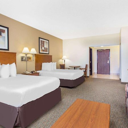 Days Inn By Wyndham Phenix City Near Fort Moore Dış mekan fotoğraf