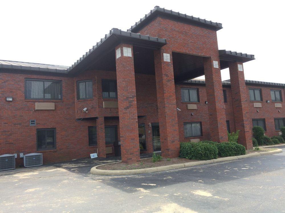 Days Inn By Wyndham Phenix City Near Fort Moore Dış mekan fotoğraf