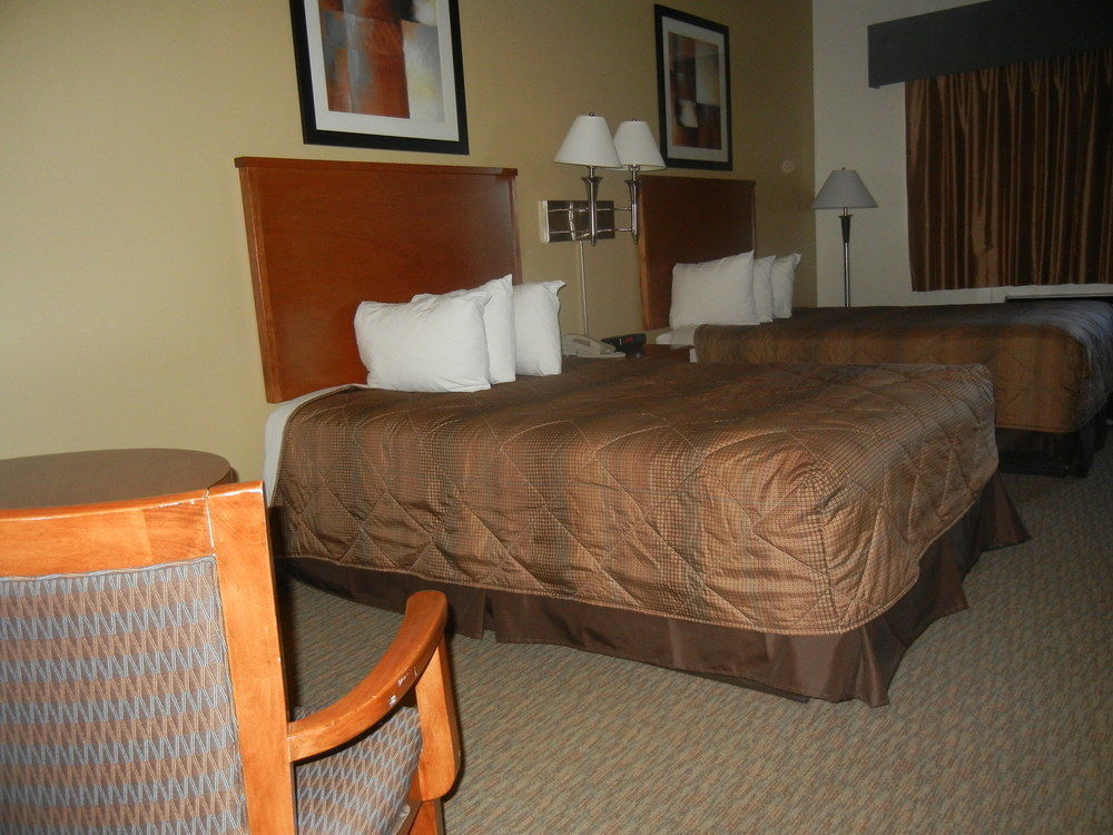 Days Inn By Wyndham Phenix City Near Fort Moore Dış mekan fotoğraf